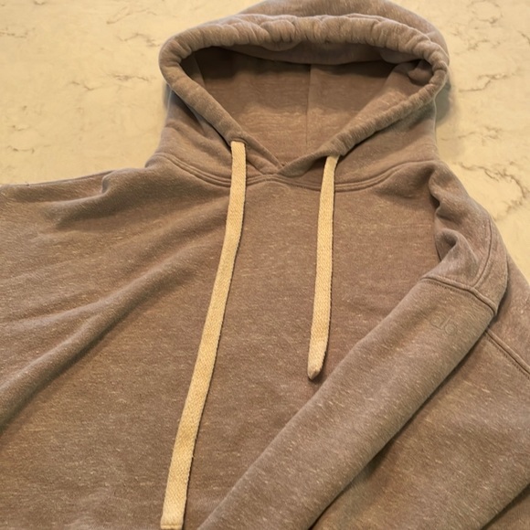 Alo yoga hoodie - Picture 2 of 6
